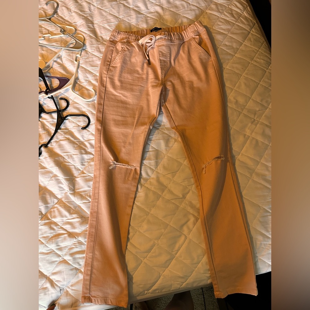 Women’s skinny pants